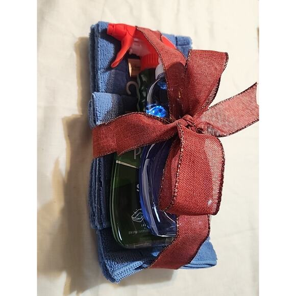 Palmolive Gift Set Dish Towels Hand Towel Palmolive Spray Away & Palmolive Blue - Picture 3 of 5